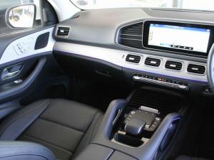 Mercedes-Benz GLE GLE300d 4Matic - Image 9