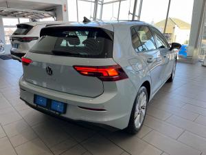 Volkswagen Golf 1.4TSI Life Plus - Image 4
