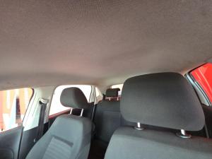 Volkswagen Polo Vivo hatch 1.4 Trendline - Image 13