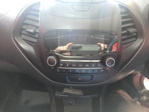 Volkswagen Polo Vivo hatch 1.4 Trendline - Image 16