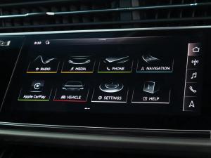 Audi Q8 55TFSI quattro - Image 25