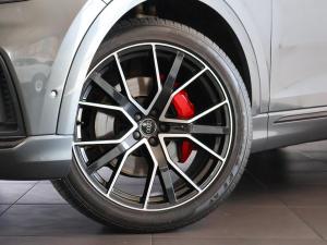 Audi Q8 55TFSI quattro - Image 3