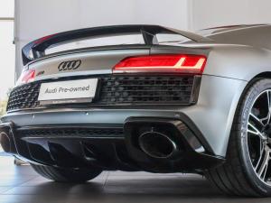 Audi R8 coupe V10 performance quattro - Image 17