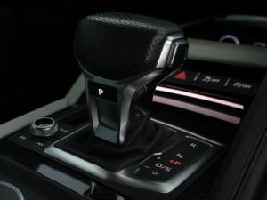 Audi R8 coupe V10 performance quattro - Image 33