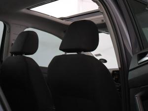 Volkswagen Polo hatch 1.0TSI Life manual - Image 18