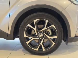 Toyota C-HR 1.2T Plus auto - Image 18