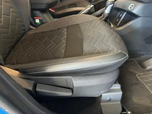 Nissan Magnite 1.0 Turbo Acenta Plus auto - Image 17