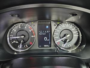 Toyota Hilux 2.4GD-6 double cab Raider auto - Image 9