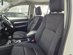 Toyota Hilux 2.4GD-6 double cab Raider auto - Image 14