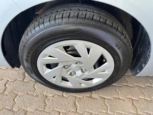 Hyundai Grand i10 1.2 Premium hatch - Image 14
