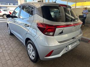 Hyundai Grand i10 1.2 Premium hatch - Image 16