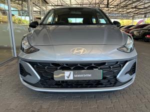 Hyundai Grand i10 1.2 Premium hatch - Image 4