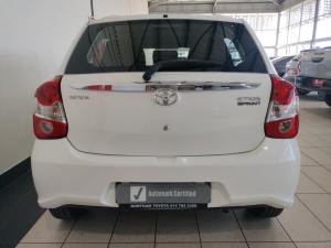 Toyota Etios hatch 1.5 Sprint - Image 5