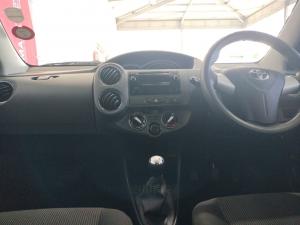 Toyota Etios hatch 1.5 Sprint - Image 15