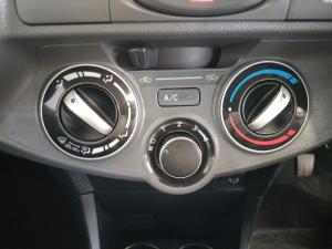 Toyota Etios hatch 1.5 Sprint - Image 16
