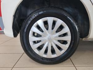 Toyota Etios hatch 1.5 Sprint - Image 21
