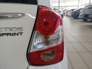 Toyota Etios hatch 1.5 Sprint - Image 27