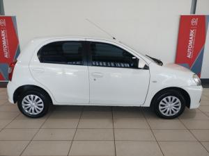 Toyota Etios hatch 1.5 Sprint - Image 3