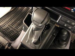 Toyota Land Cruiser 76 2.8GD-6 station wagon VX - Image 15