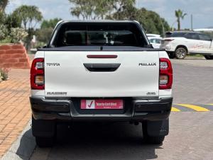 Toyota Hilux 2.8GD-6 double cab 4x4 Raider auto - Image 5