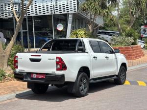 Toyota Hilux 2.8GD-6 double cab 4x4 Raider auto - Image 2