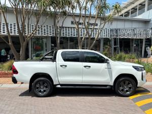 Toyota Hilux 2.8GD-6 double cab 4x4 Raider auto - Image 3
