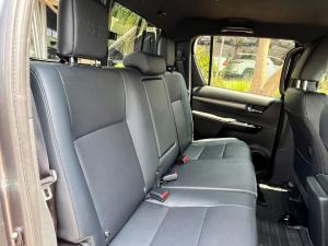 Toyota Hilux 2.8GD-6 double cab 4x4 Legend 55 - Image 10