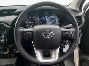 Toyota Hilux 2.4GD-6 double cab 4x4 Raider auto - Image 8