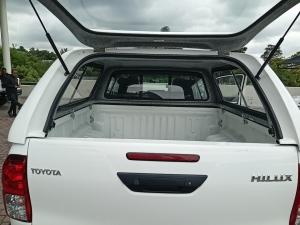 Toyota Hilux 2.4GD-6 double cab 4x4 Raider auto - Image 17