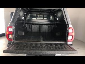 Toyota Hilux 2.8GD-6 double cab Raider auto - Image 13