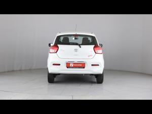 Toyota Vitz 1.0 XR manual - Image 5