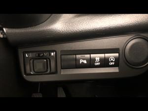 Toyota Vitz 1.0 XR manual - Image 16