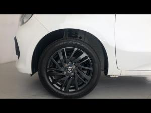 Toyota Vitz 1.0 XR manual - Image 20