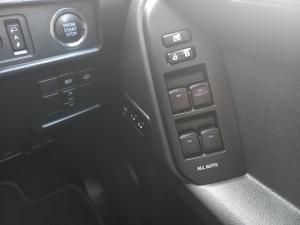Toyota Land Cruiser Prado 2.8GD VX-L - Image 22