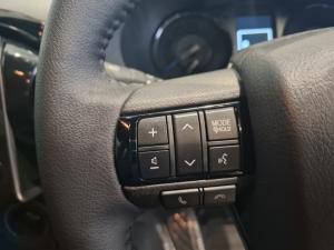 Toyota Hilux 2.8 GD-6 RB Legend 55 automaticE/CAB - Image 9