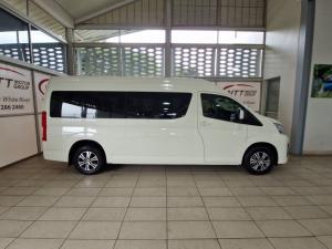 Toyota Quantum 2.8 GL Slwb automatic 14 Seat - Image 3