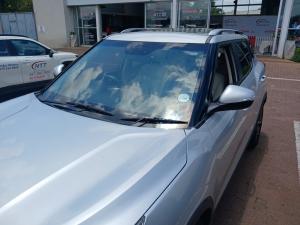 Mahindra XUV300 1.2T - Image 15