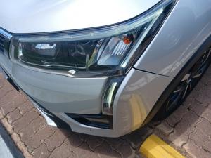 Mahindra XUV300 1.2T - Image 24