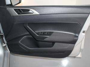 Volkswagen Polo 1.0 TSI Comfortline DSG - Image 15