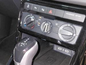 Volkswagen T-CROSS 1.0 TSI Life DSG - Image 10