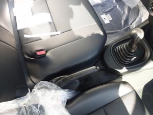 Toyota Hilux 2.0 VvtiP/U Single Cab - Image 12