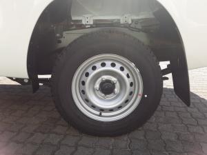 Toyota Hilux 2.0 VvtiP/U Single Cab - Image 14