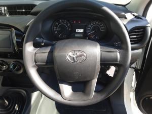 Toyota Hilux 2.0 VvtiP/U Single Cab - Image 8