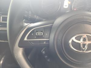 Toyota Starlet 1.5 XR automatic - Image 9