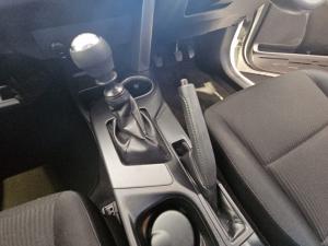 Toyota RAV4 2.0 GX - Image 13