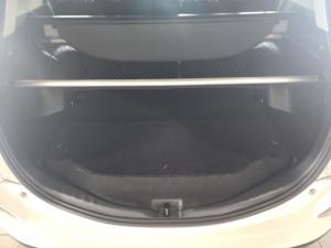 Toyota RAV4 2.0 GX - Image 22