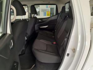 Nissan Navara 2.5DDTI SE D/C - Image 10