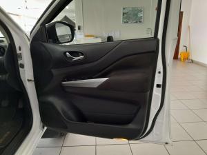 Nissan Navara 2.5DDTI SE D/C - Image 12