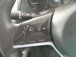 Nissan Navara 2.5DDTI SE D/C - Image 13