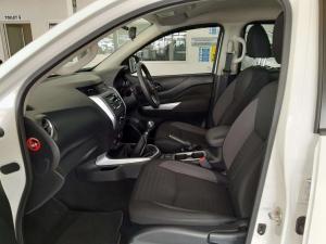 Nissan Navara 2.5DDTI SE D/C - Image 9